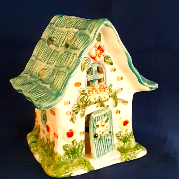 Votive candle holder